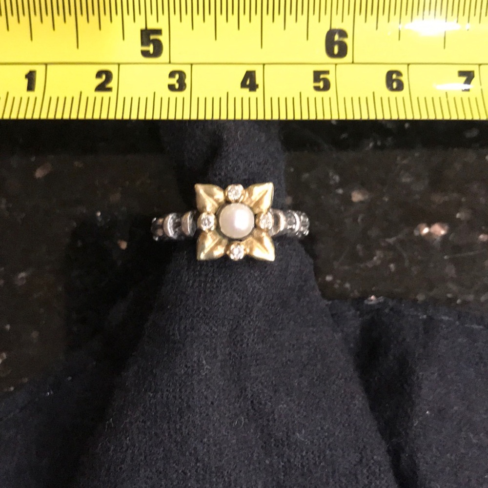 Lagos ring